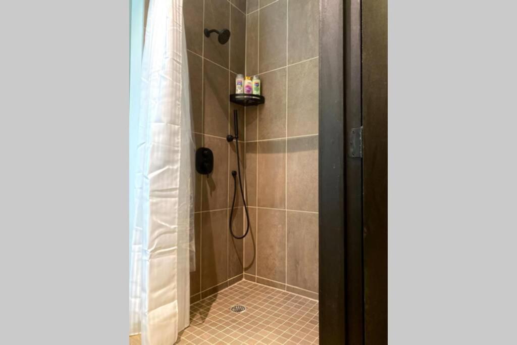 3E-Spacious 2 Bedroom In Oakland, Sleeps 8 พิตต์สเบิร์ก ภายนอก รูปภาพ